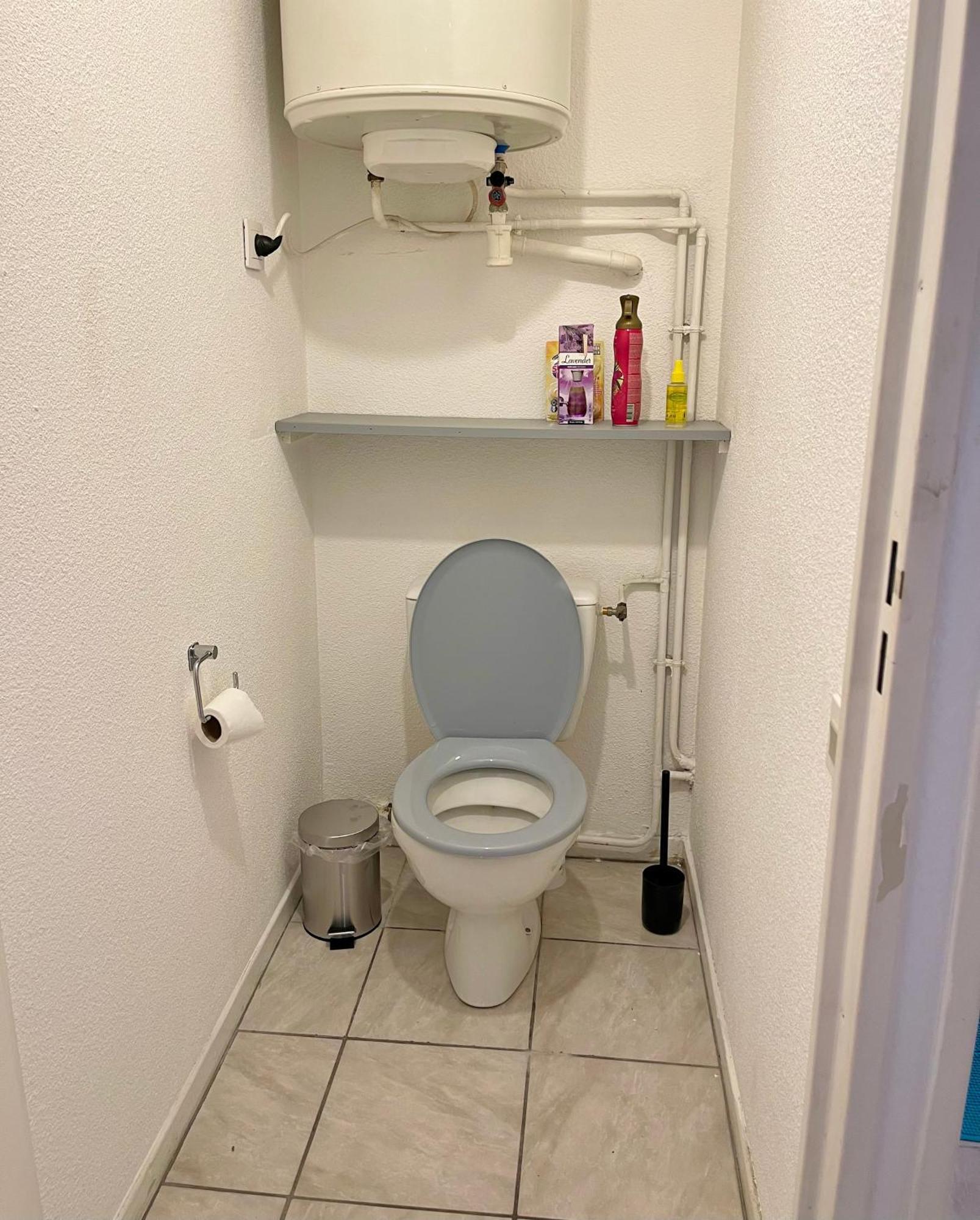 Joli Appartement Avec Piscine Sete Luaran gambar